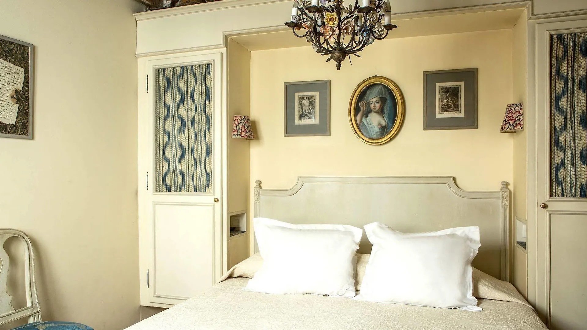 Caron De Beaumarchais 3* Parigi