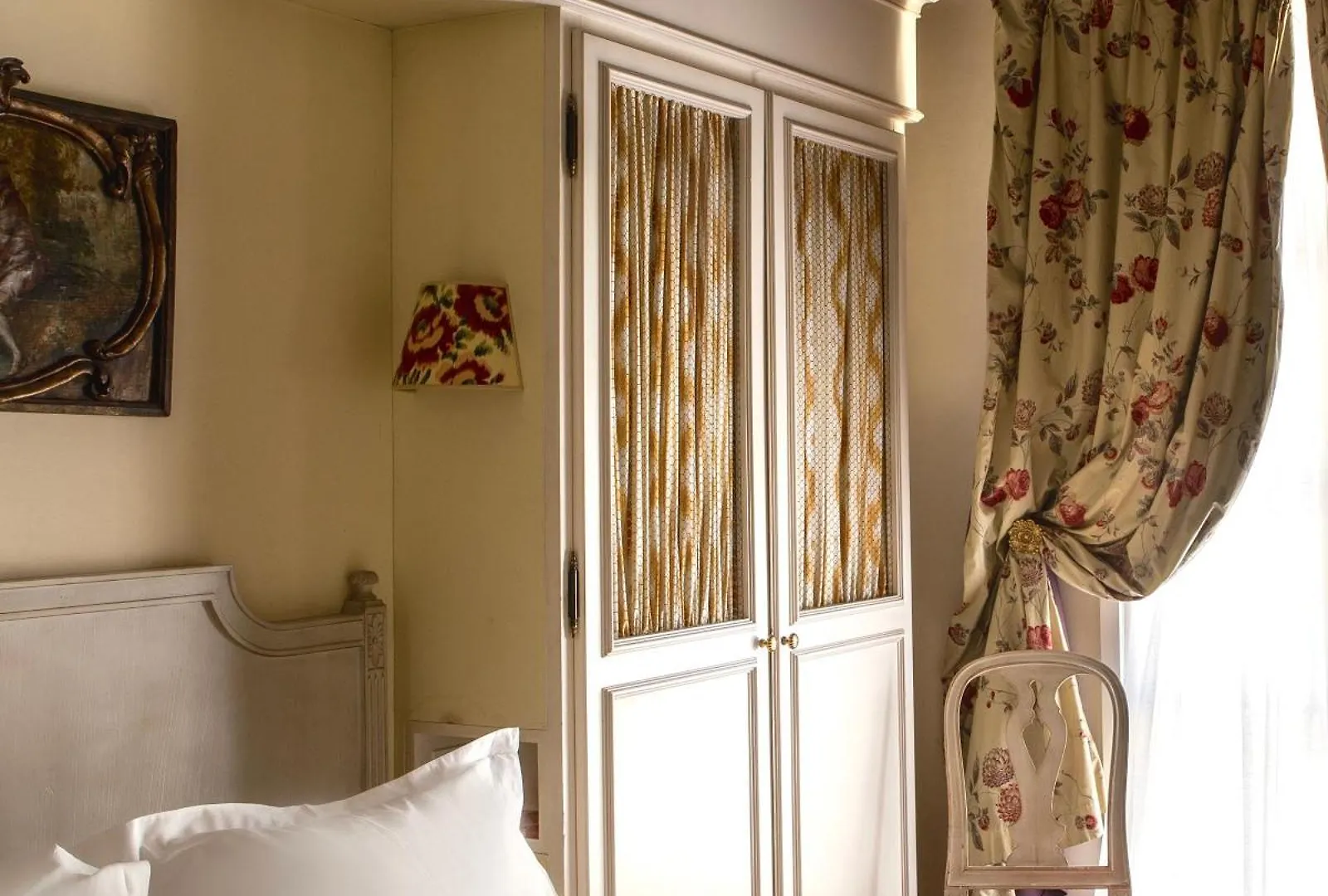 Caron De Beaumarchais Paris