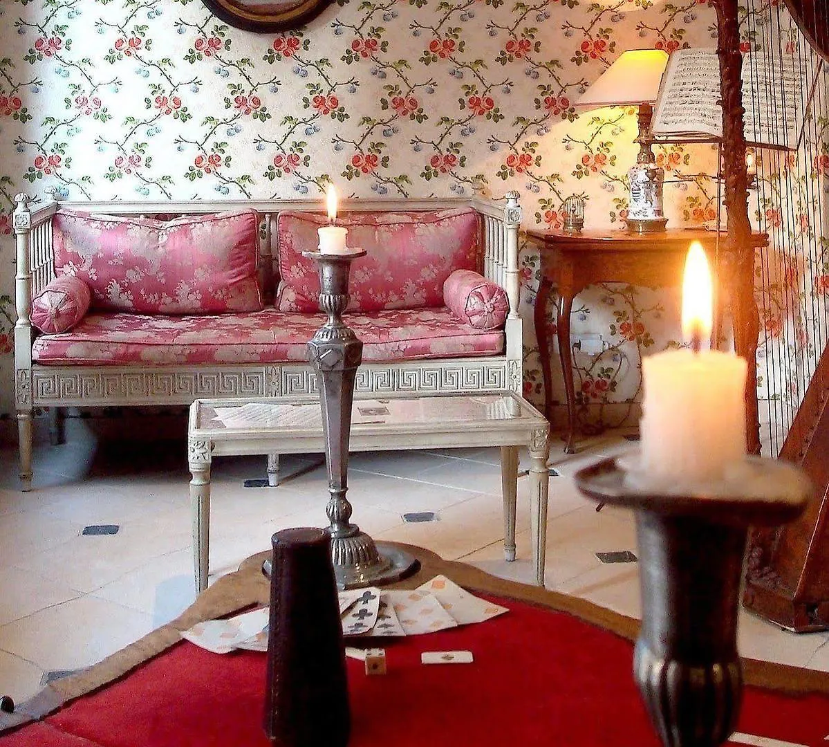 Hotel Caron De Beaumarchais Paris